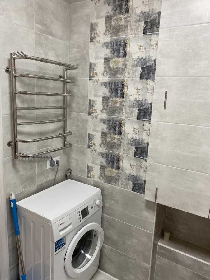 Оренда 1-кімнатної квартири 44 м², Моторний пров., 11