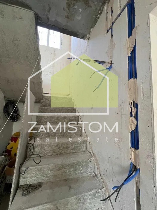 Продаж будинку 162 м²
