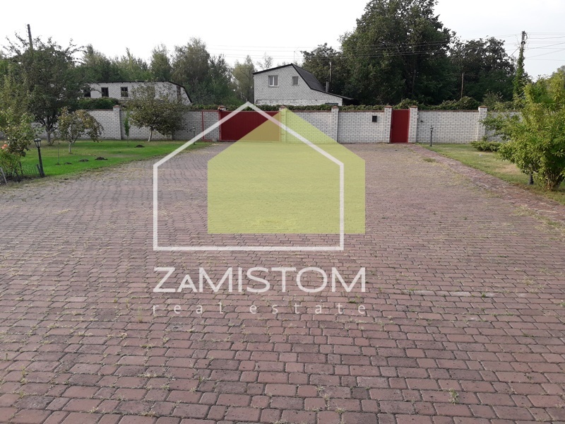 Продаж котеджу 239 м²