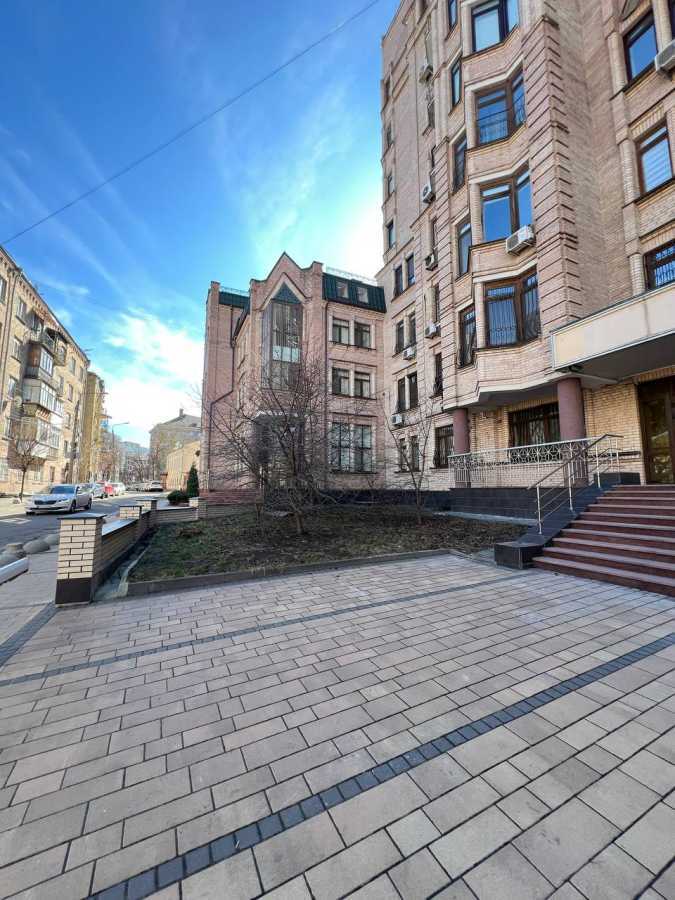 Оренда офісу 280 м², Кудрявська вул., 13-19