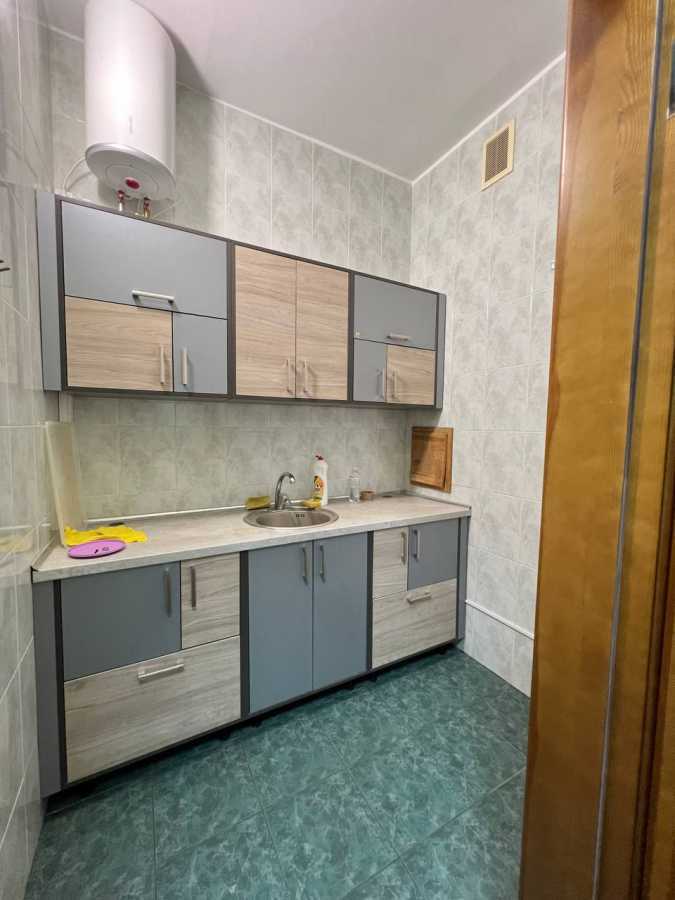 Оренда офісу 280 м², Кудрявська вул., 13-19