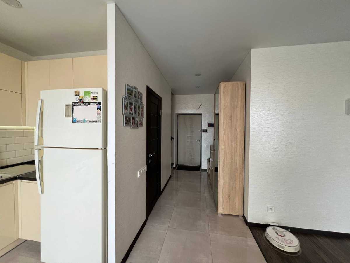Продажа 4-комнатной квартиры 101.8 м², Богдана Хмельницького, 11б