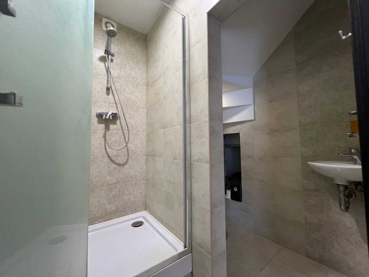 Продажа 4-комнатной квартиры 101.8 м², Богдана Хмельницького, 11б