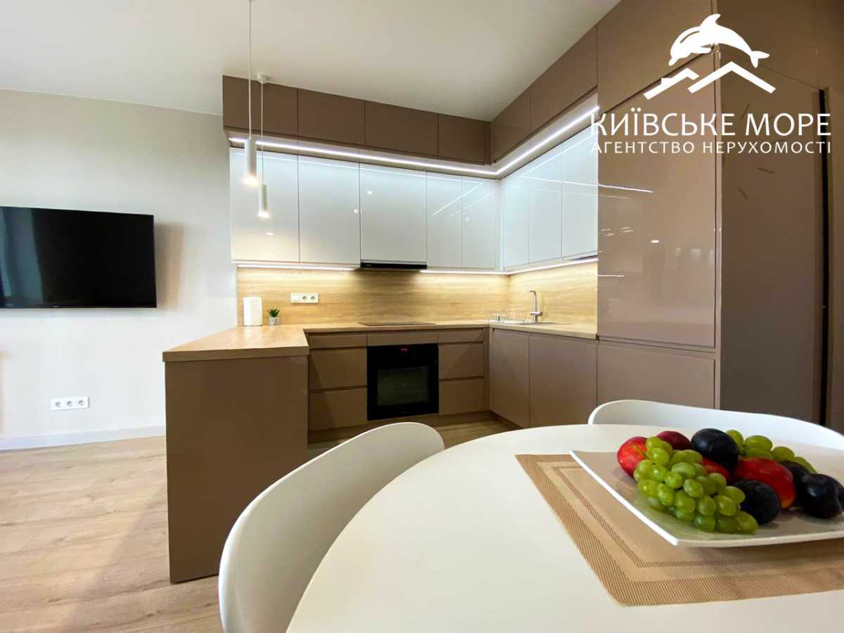 Оренда 3-кімнатної квартири 86 м², Воскресенська вул., 18
