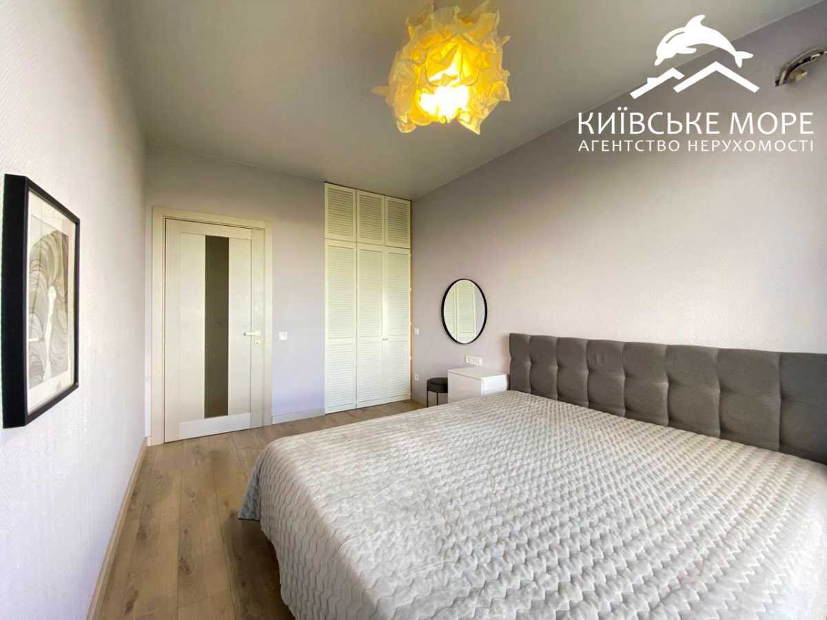Оренда 3-кімнатної квартири 86 м², Воскресенська вул., 18