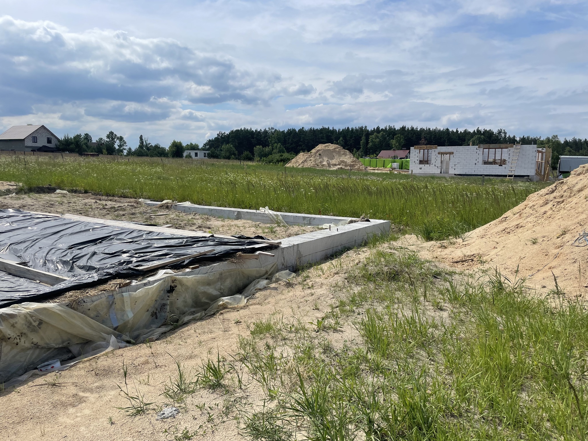 Продаж ділянки під індивідуальне житлове будівництво 9 соток