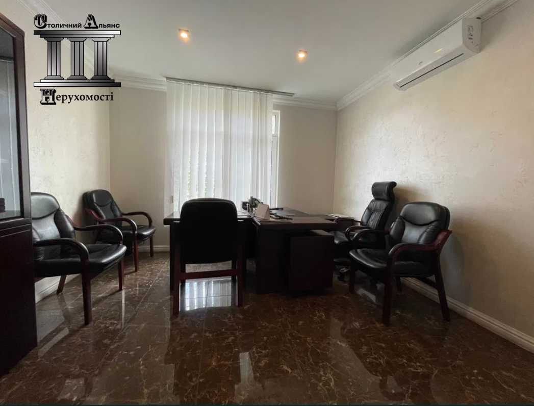 Продажа другого торгового помещения 674 м², Михаила Максимовича ул., 24