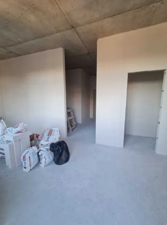 Продажа 1-комнатной квартиры 40 м², Карантинная ул.