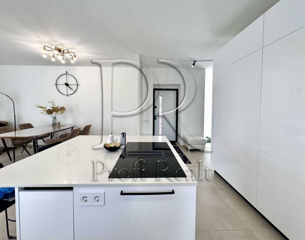 Продажа дома 205 м², Дніпровська вулиця, 19