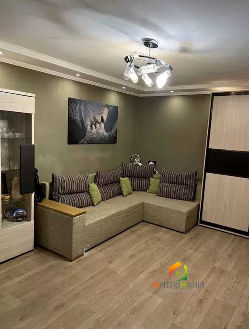 Продаж 2-кімнатної квартири 70.6 м², Гладківська вул., 1/7