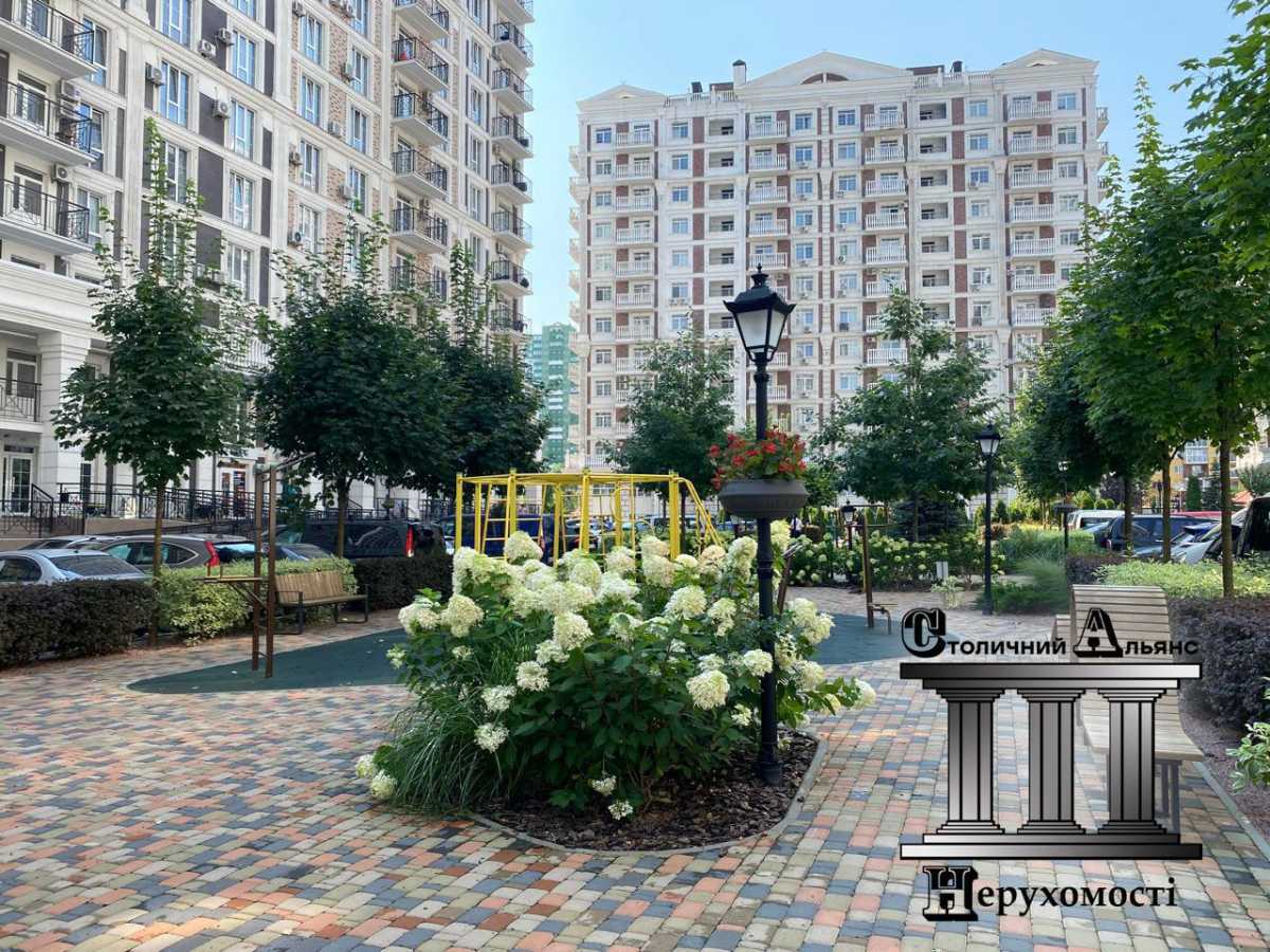 Оренда іншого торгівельного приміщення 46 м², Михайла Максимовича вул., 26В