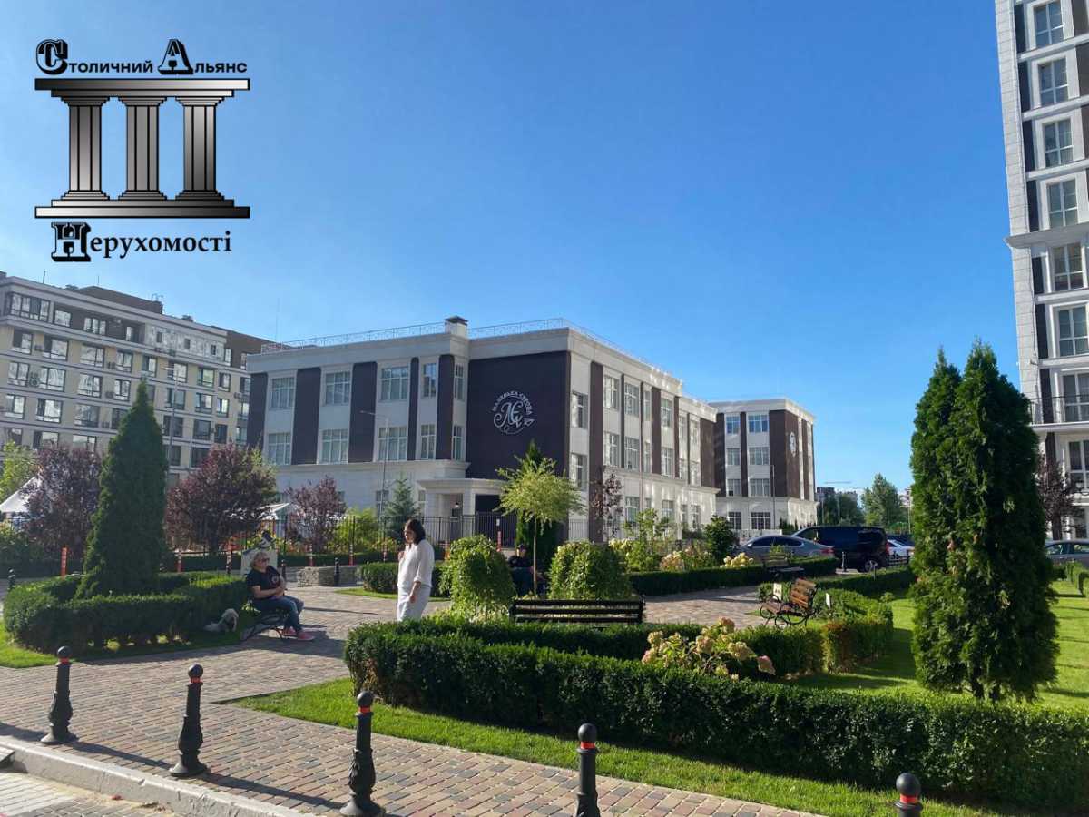 Оренда іншого торгівельного приміщення 46 м², Михайла Максимовича вул., 26В