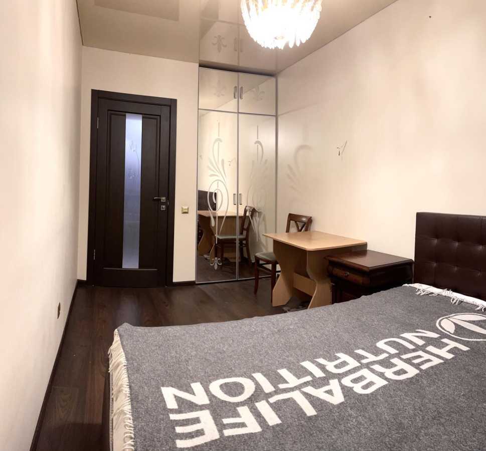 Аренда 2-комнатной квартиры 56 м², Владимиро-Лыбедская ул., 22
