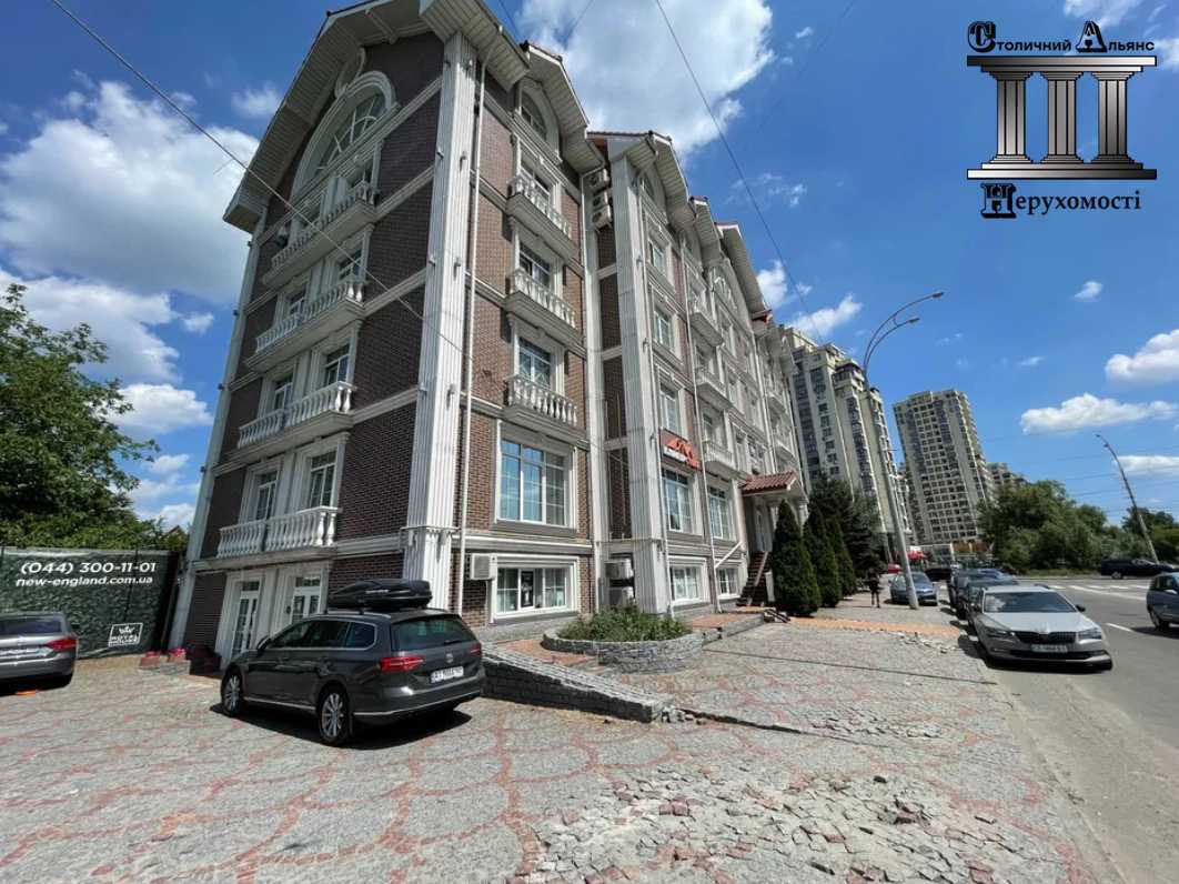 Оренда іншого торгівельного приміщення 674 м², Михайла Максимовича вул., 24