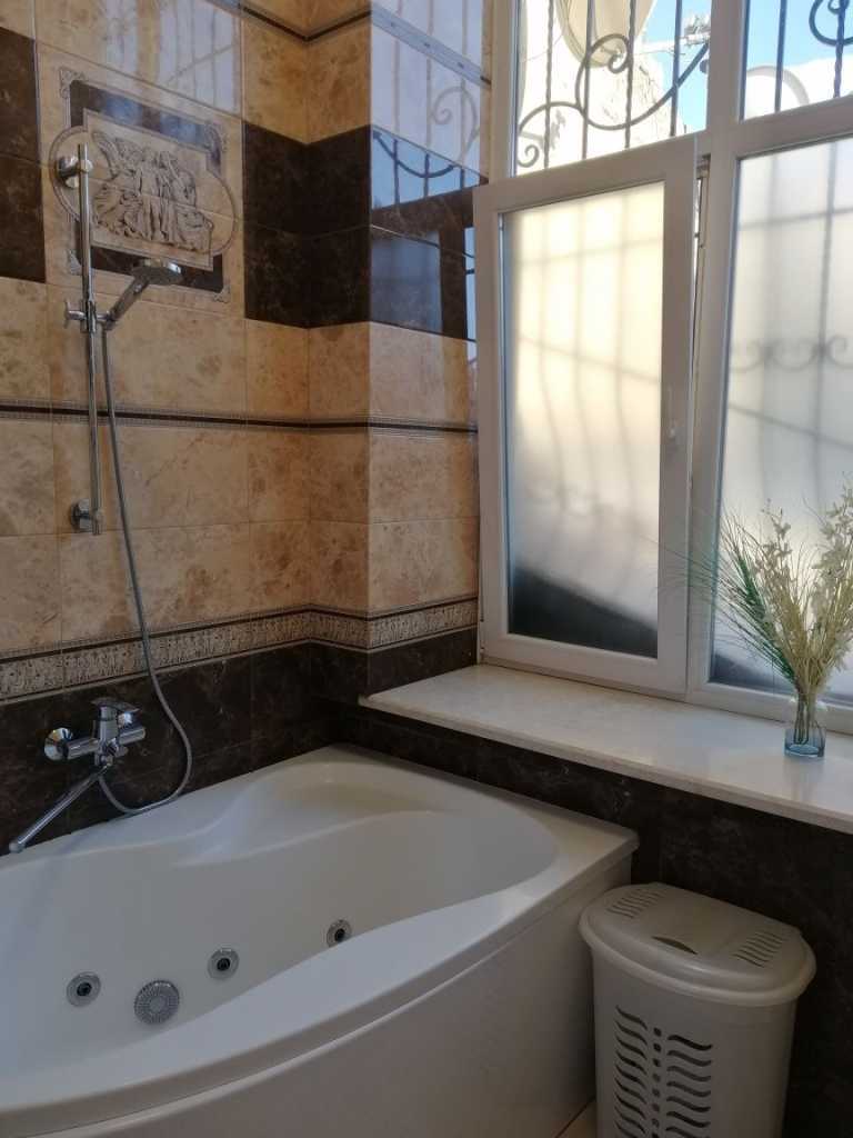 Продажа 3-комнатной квартиры 82 м², Большая Арнаутская ул., 81
