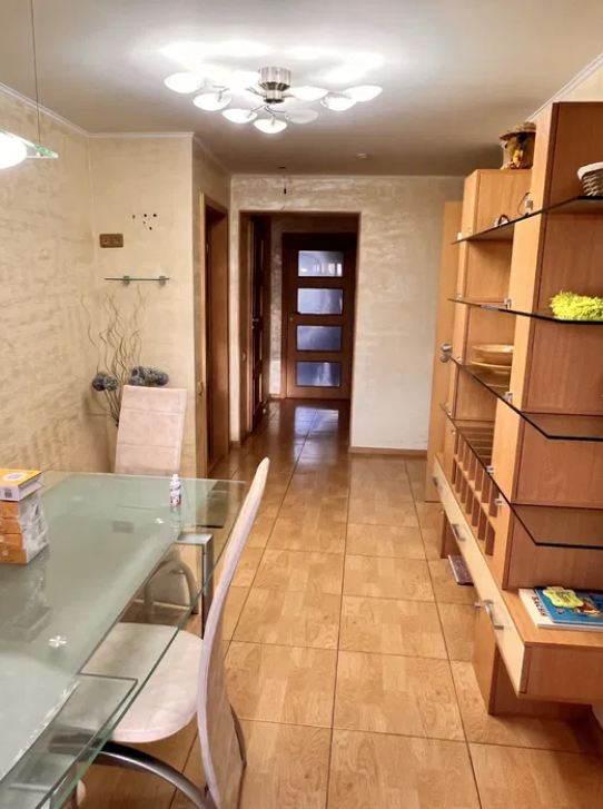 Продажа 4-комнатной квартиры 72 м², Краснова ул.