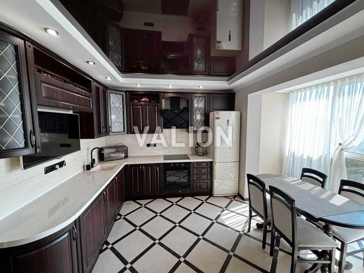Продажа 2-комнатной квартиры 64 м², Милославська, 2