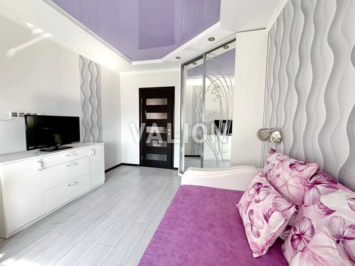 Продажа 2-комнатной квартиры 64 м², Милославська, 2