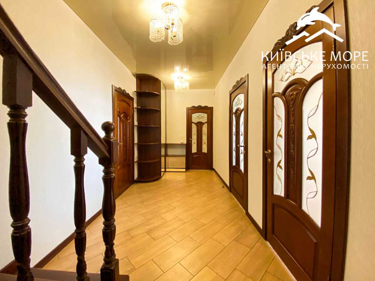Аренда 4-комнатной квартиры 131 м², Воскресенская ул., 14Б