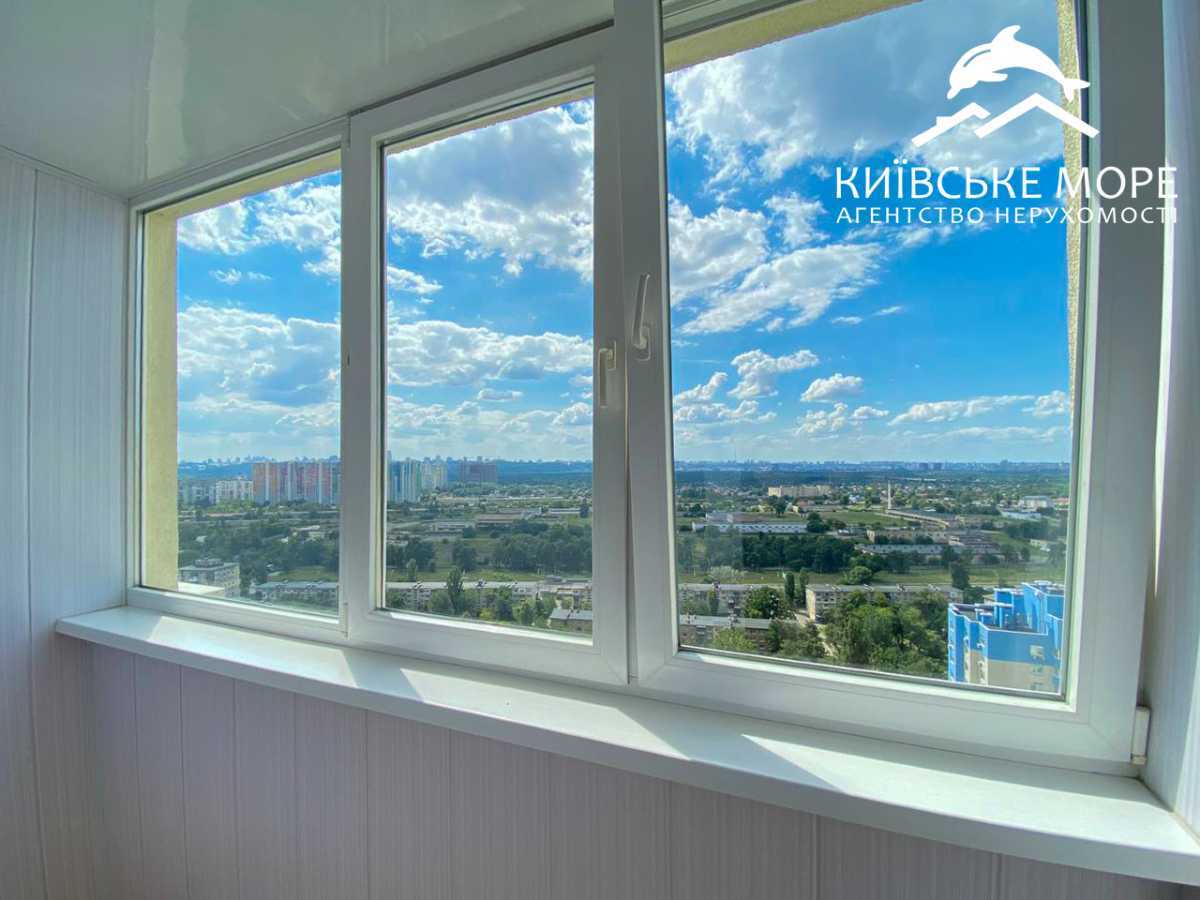 Аренда 4-комнатной квартиры 131 м², Воскресенская ул., 14Б