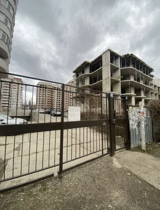 Продаж 1-кімнатної квартири 41 м², Малиновского Маршала вул.