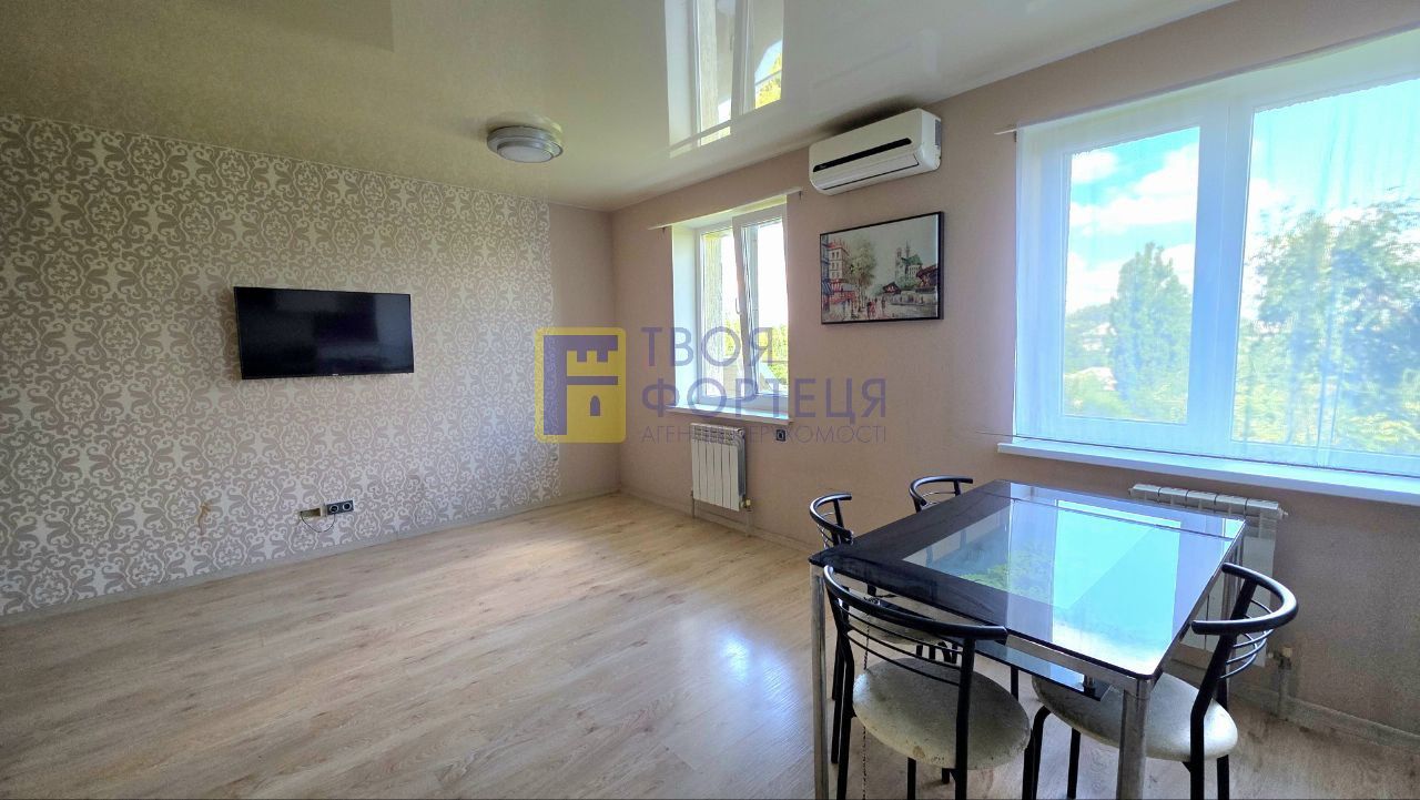 Продаж 2-кімнатної квартири 58 м², Краснопільська вул.