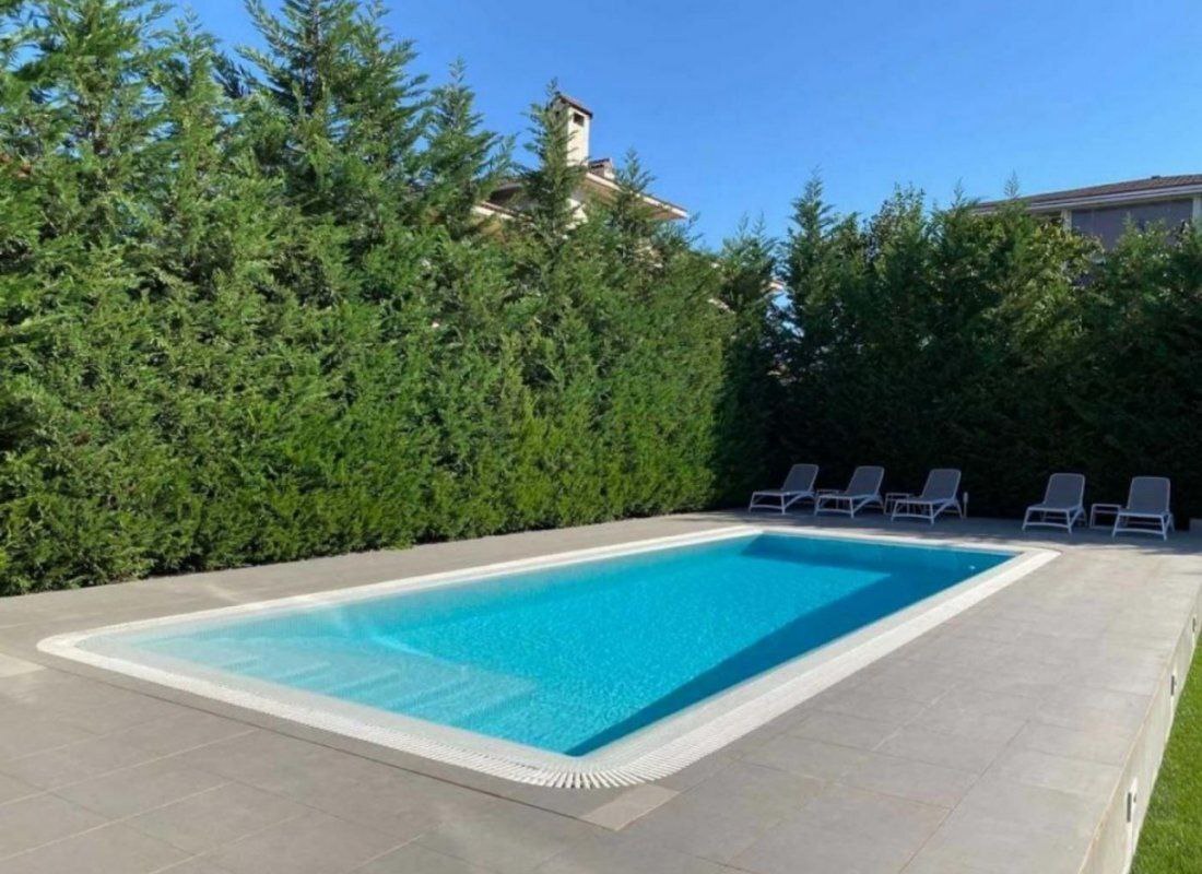 Оренда будинку 420 м², Костанді вул., 55