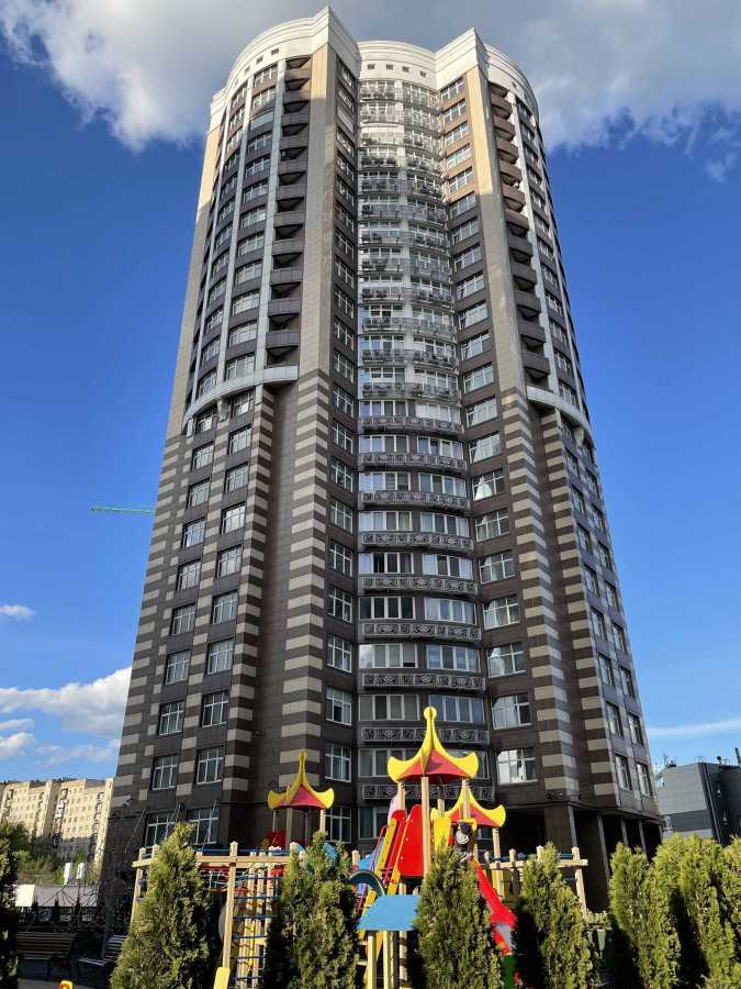 Аренда 2-комнатной квартиры 107 м², Глубочицкая ул., 32b