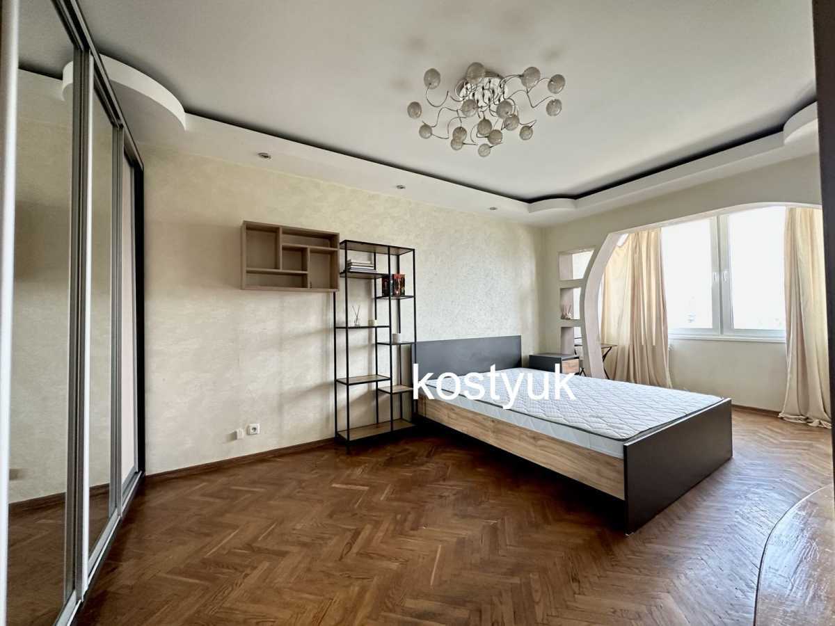 Продажа 1-комнатной квартиры 34 м², Березняковская ул., 14