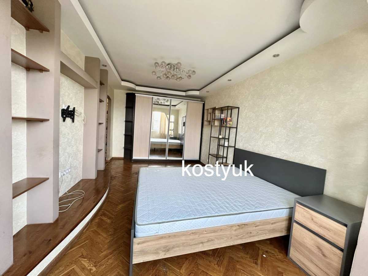 Продажа 1-комнатной квартиры 34 м², Березняковская ул., 14