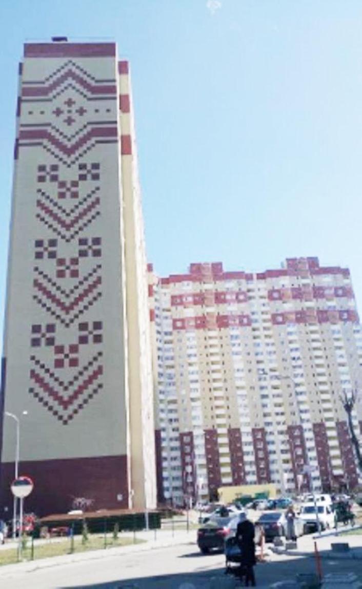 Продаж 2-кімнатної квартири 66 м², Академіка Глушкова просп., 9є