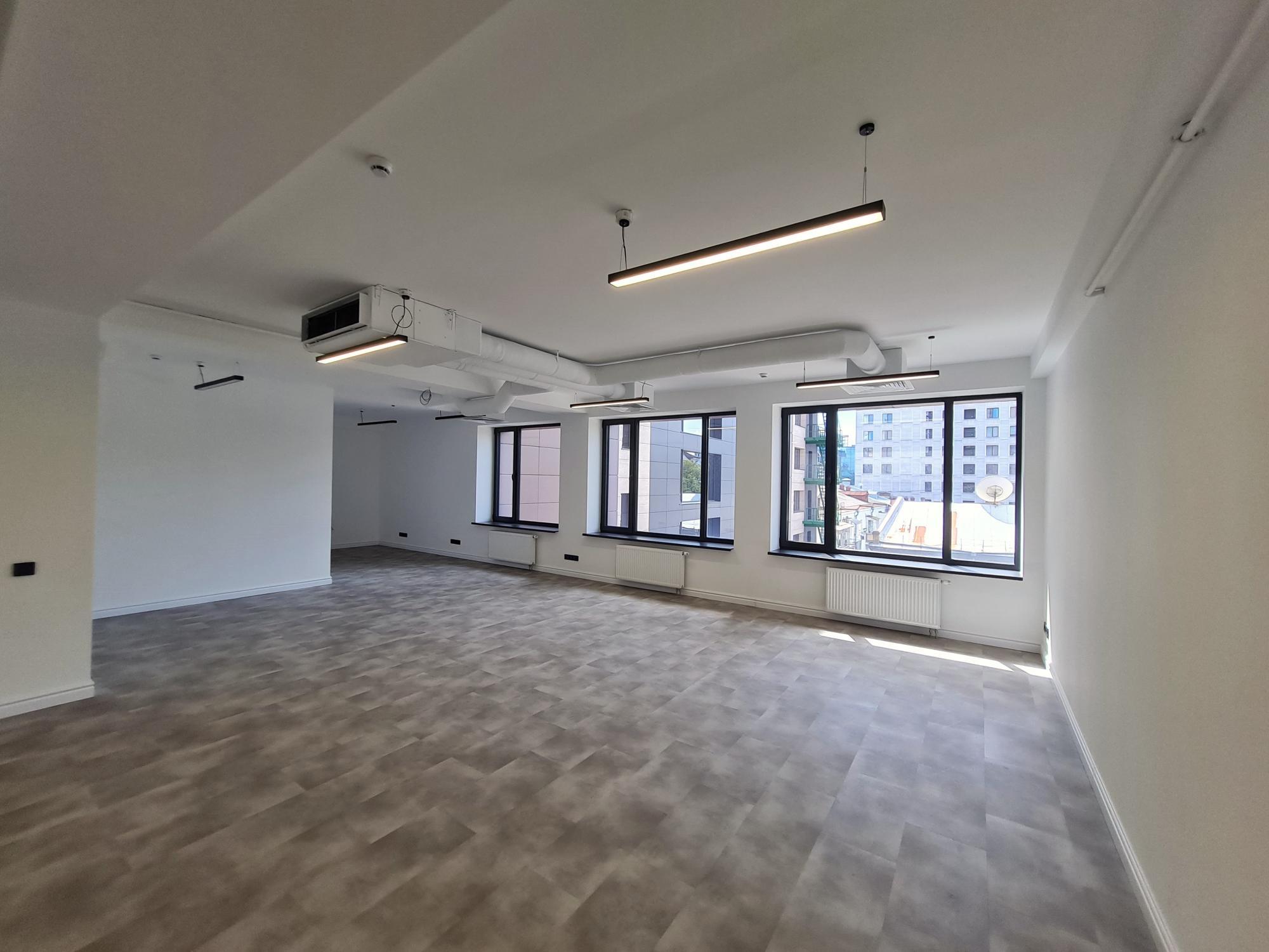 Аренда офиса 561 м², Саксаганского ул., 53/80