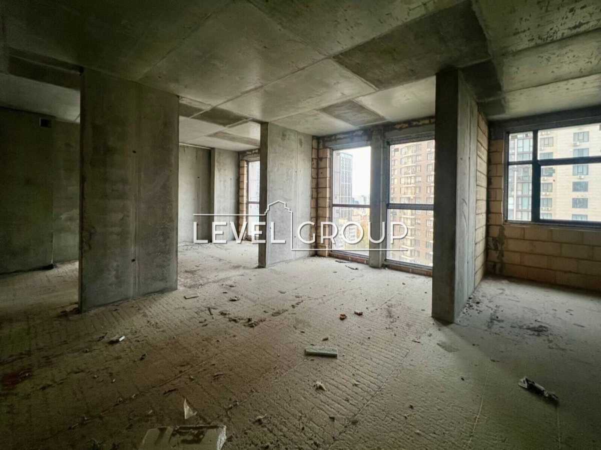 Продажа 3-комнатной квартиры 98.55 м², Предславинская ул., 35