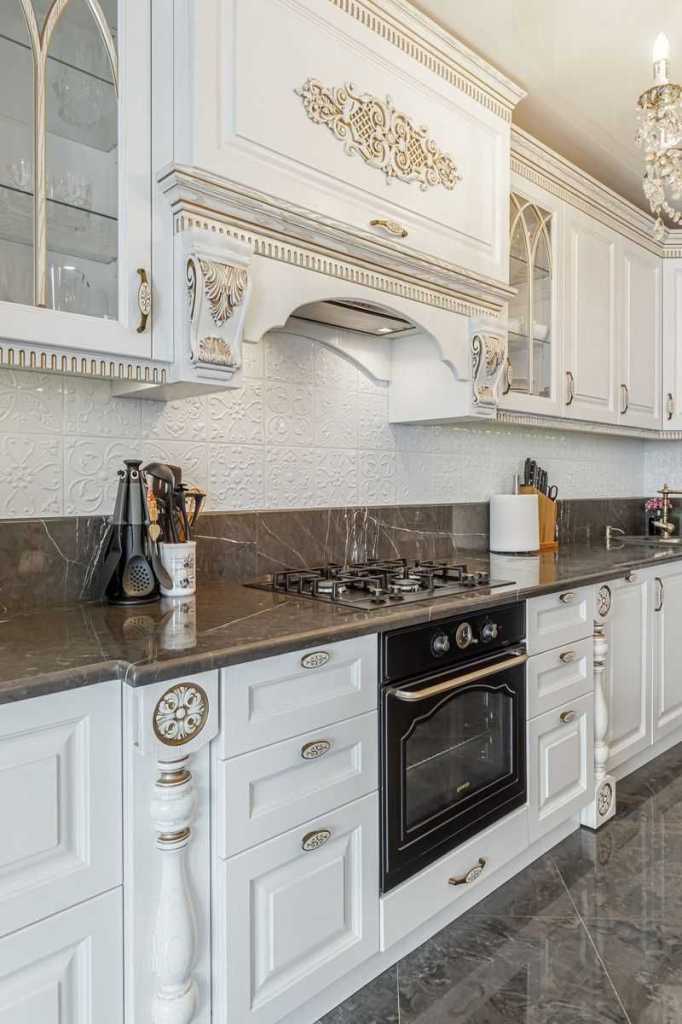 Продаж 5-кімнатної квартири 172 м², Боголюбова вул., 16
