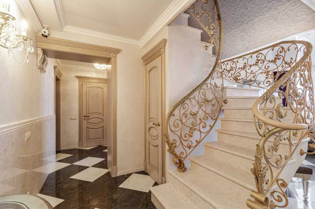 Продаж 5-кімнатної квартири 172 м², Боголюбова вул., 16