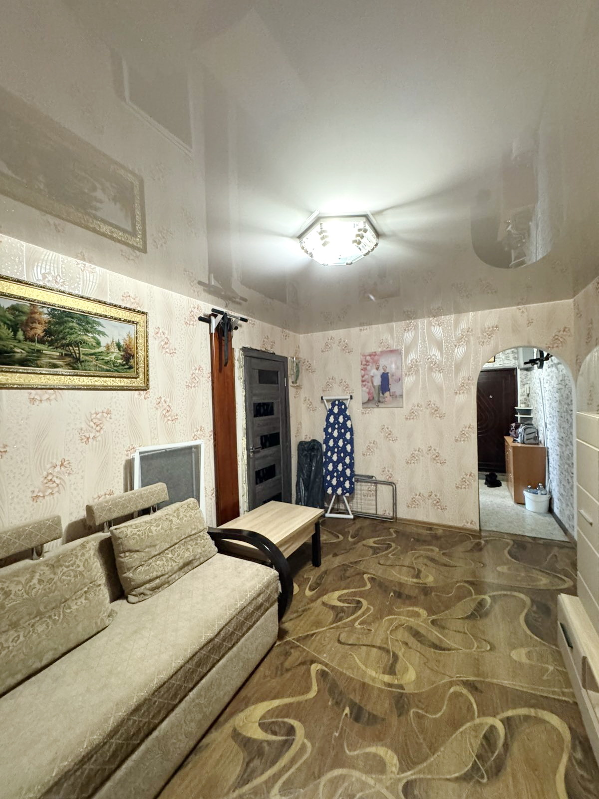 Продажа 3-комнатной квартиры 50 м², Океановская ул.