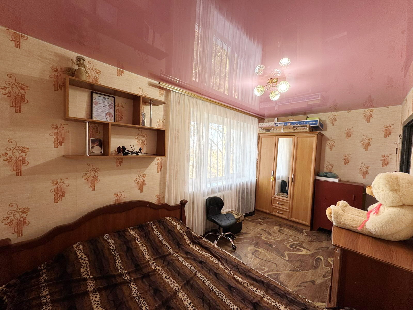 Продажа 3-комнатной квартиры 50 м², Океановская ул.