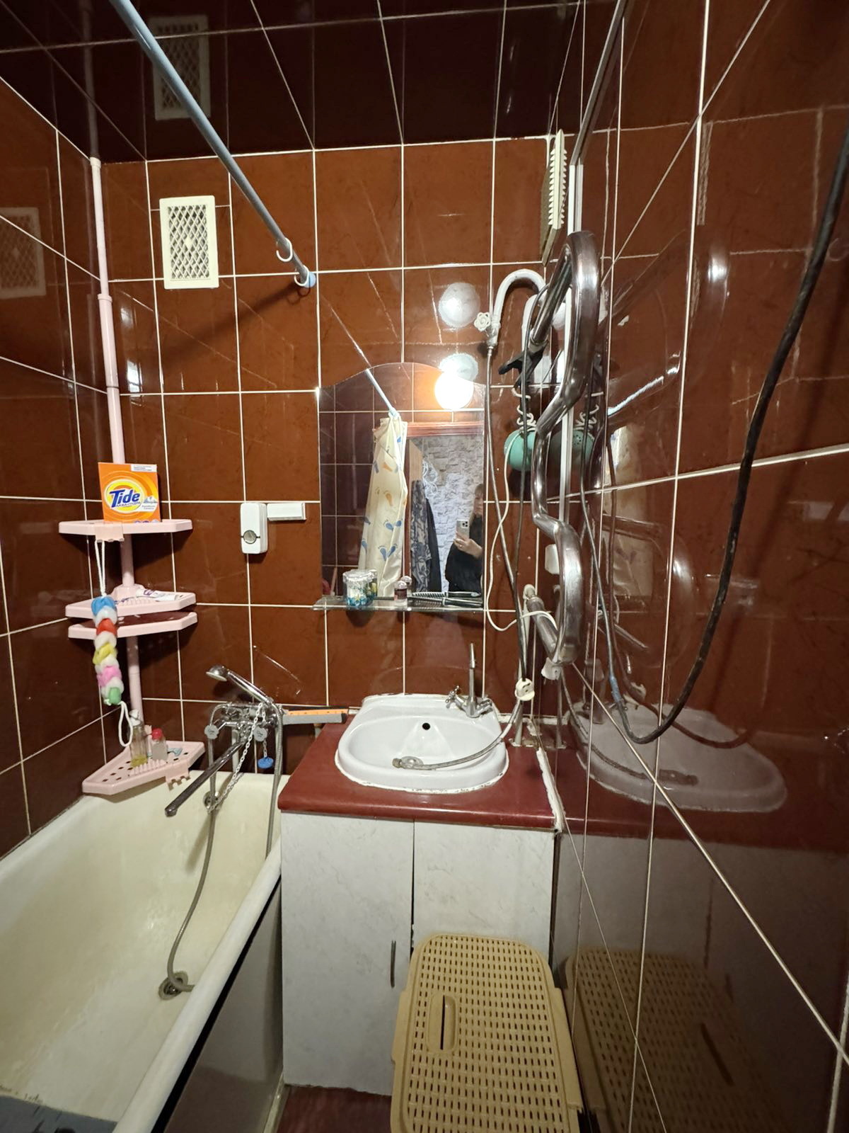 Продажа 3-комнатной квартиры 50 м², Океановская ул.