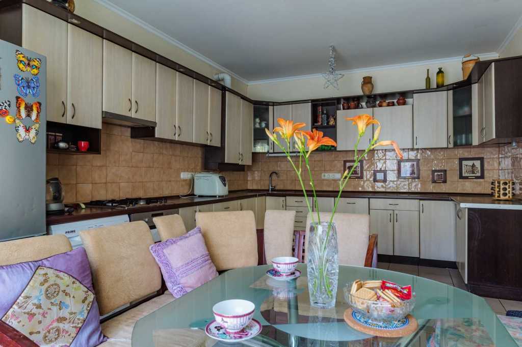 Продажа дома 200 м², Приозерна, 118