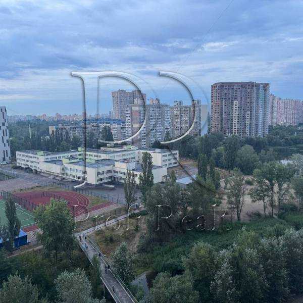 Продажа 3-комнатной квартиры 99 м², Урловская ул., 38