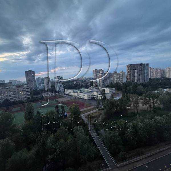 Продажа 3-комнатной квартиры 99 м², Урловская ул., 38