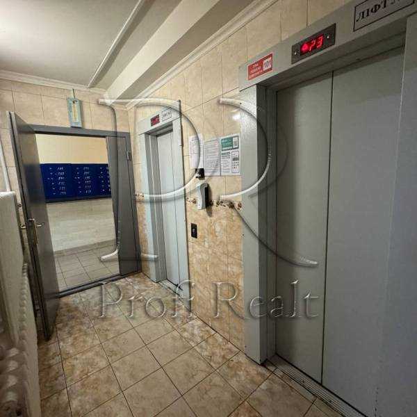 Продажа 3-комнатной квартиры 99 м², Урловская ул., 38