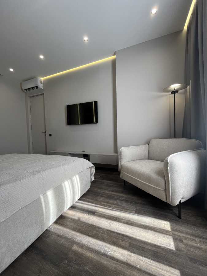 Аренда 1-комнатной квартиры 51 м², Владимирская ул.