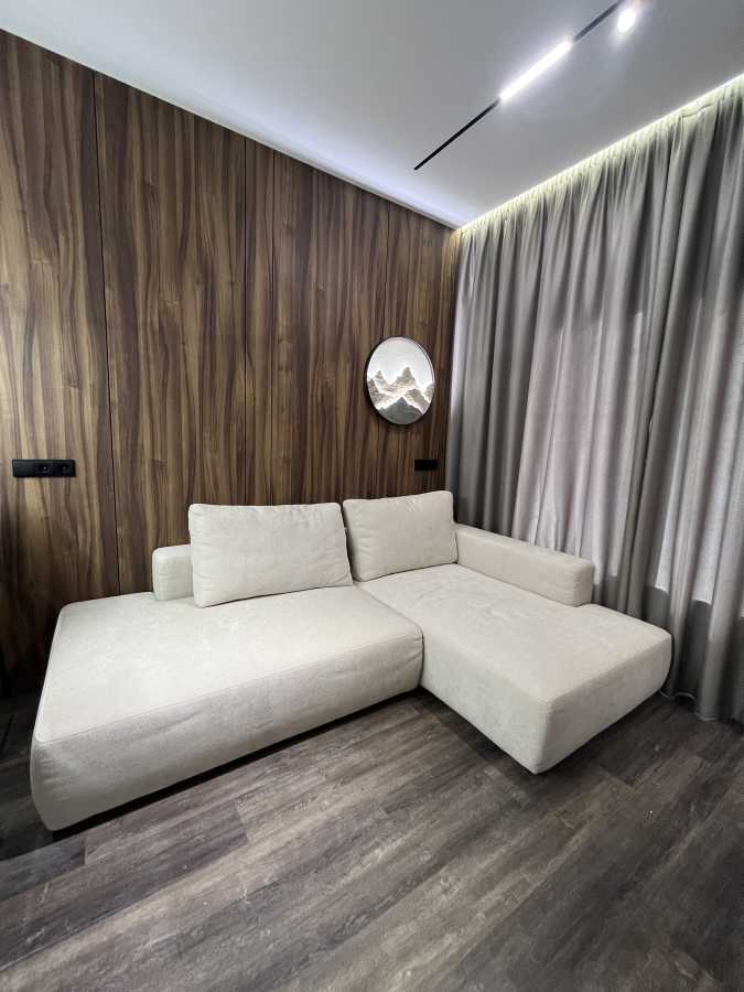 Аренда 1-комнатной квартиры 51 м², Владимирская ул.