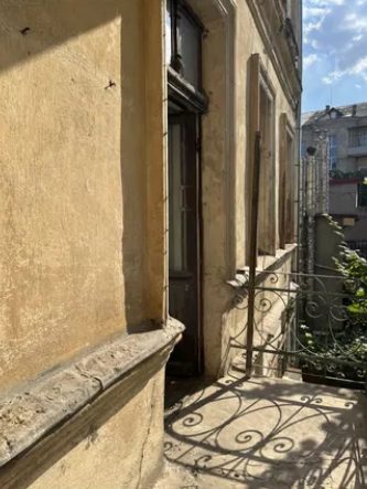 Продаж 2-кімнатної квартири 70 м², Садовая вул.