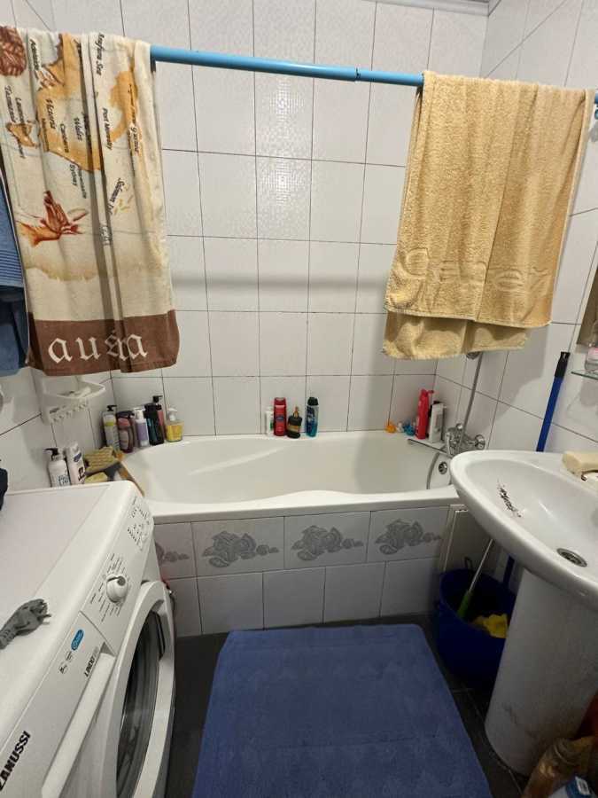 Продаж 2-кімнатної квартири 53 м², Гідропаркова, 1