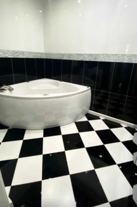 Продажа 2-комнатной квартиры 60 м², Якова Бреуса ул.