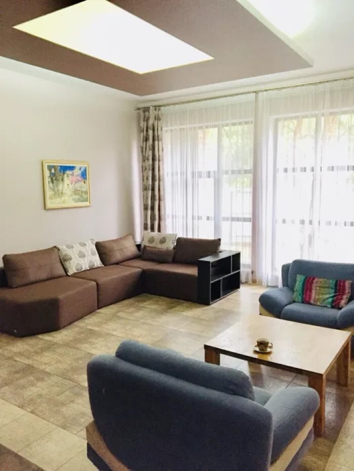 Аренда дома 300 м², Радистов пер.