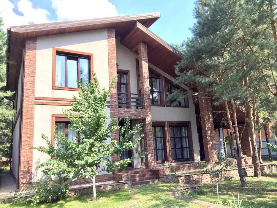 Аренда дома 300 м², Радистов пер.