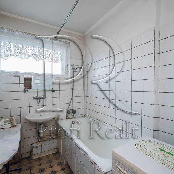 Продажа 3-комнатной квартиры 80 м², Михаила Донца ул., Омеляновича-Павленка, 11